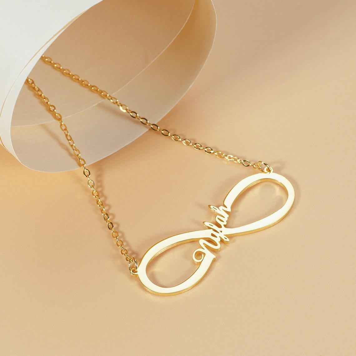 Infinity Single Name Pendant - Lavstra